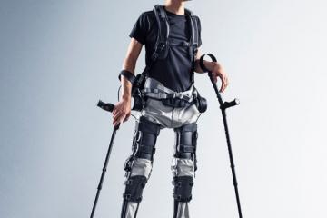 Brain Controlled Exoskeleton Hand Developed for quadriplegics - Cool ...